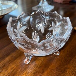 Elegant Clear crystal Bowl with Floral Design